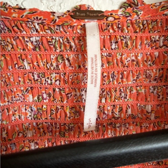 Free People gorgeous floral shirt - Picture 2 of 5